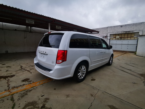 Imagen 6 de 11 de Dodge Grand Caravan Sxt Ta 2017