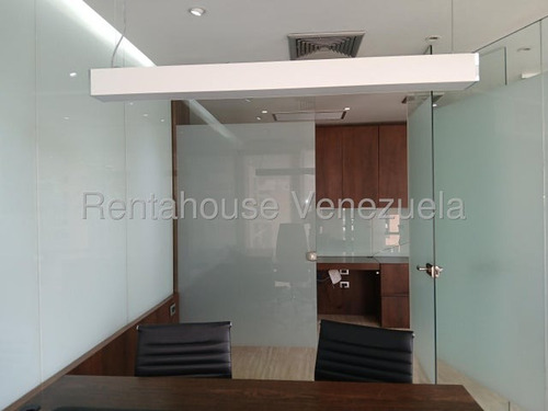 Tg Oficina En Venta En Campo Alegre, En Torre Empresarial, Lista Para Usarla, Sin Falla De Agua 25-16086 Ys