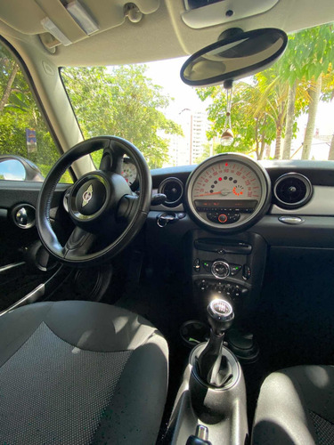 Imagen 15 de 21 de Mini Countryman 1.6 R60 Cooper S All4 2011