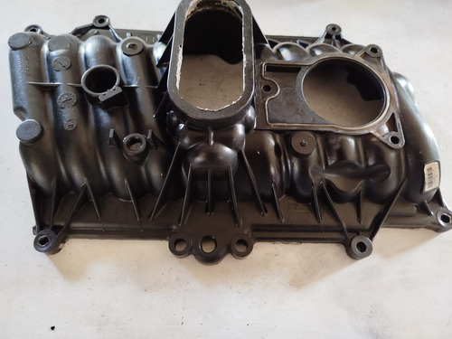 Tapa Superior Múltiple Admisión Chevrolet Vortec 5.7 V8 1998 (Usado)