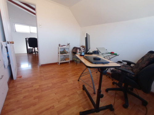 Casa Aislada 222 Mts Construidos Patio