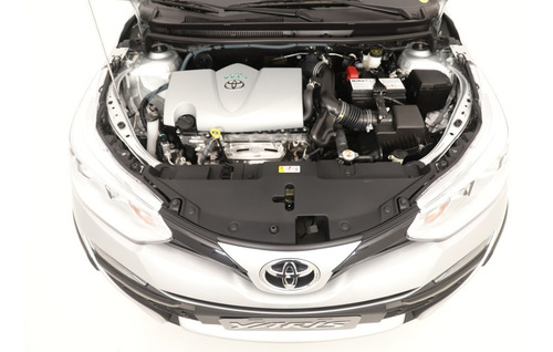 Imagen 7 de 15 de Toyota Yaris Xs Audio 6m/t 5p My22