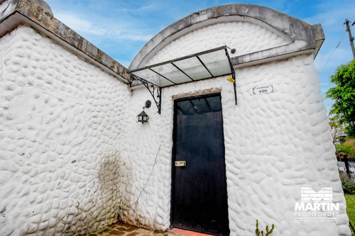 Casa En Venta En Boulogne Sur Mer. Son Dos Casas, Lote De 10x26. A Una Cuadra De Panamericana.