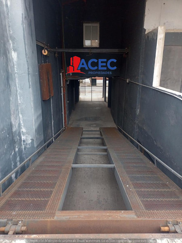 Venta- Cochera - Barrio Luis Agote