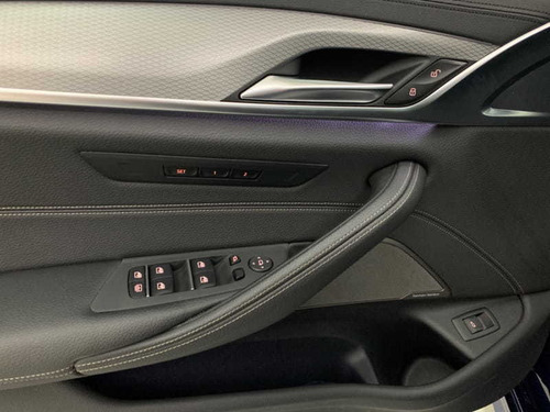 Imagem 14 de 15 de 540i M Sport 3.0 V6 Aut