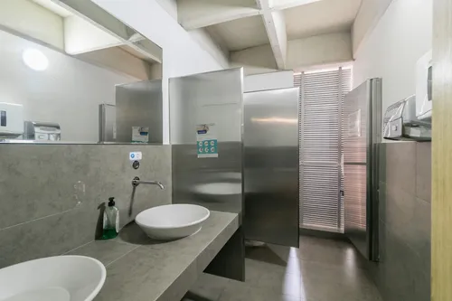 Oficina En Arriendo En Chico Reservado. Cod A1107015
