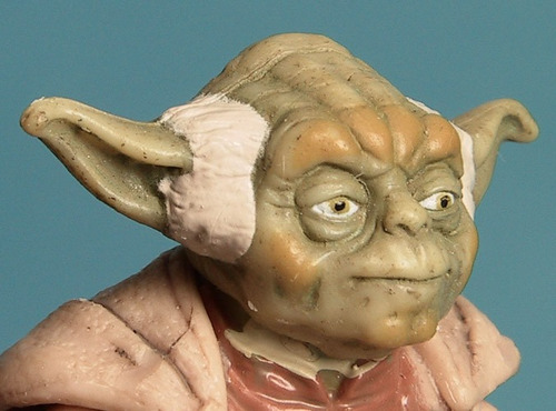 Yoda Episodio 1 Con Silla Del Consejo Jedi Remate (Usado)