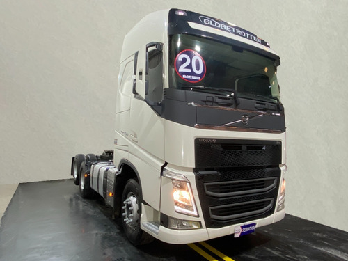 Imagem 2 de 9 de Volvo Fh 460 6x2 2020 Globetrotter