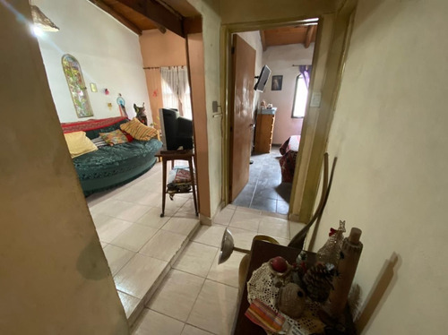 Imagen 4 de 8 de Venta De Casa De 2 Dormitorios C/ Cochera En Bialet Massé
