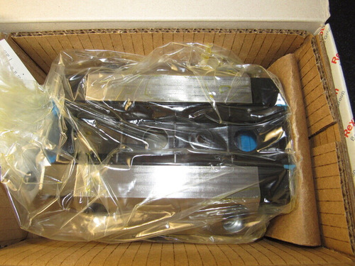 R185153110 Bosch Rexroth Runner Block Linear Bearing Ccf