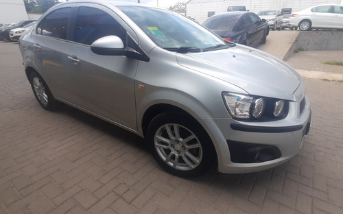 Imagen 2 de 12 de Chevrolet Sonic Ltz Mt 4p Cc