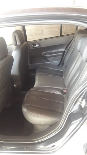Renalt Megane Dyn 2.0 16v (com Detalhes)
