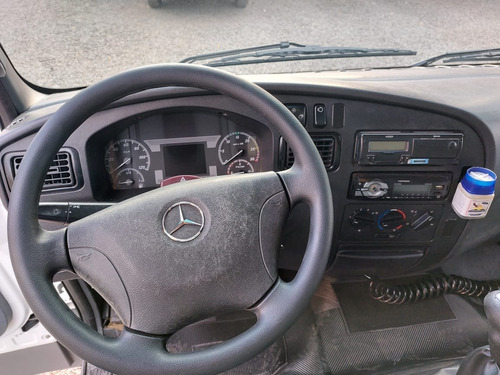 Imagem 25 de 25 de Mercedes Benz Mb Accelo 1016 Ano 2017 Plataforma Guincho