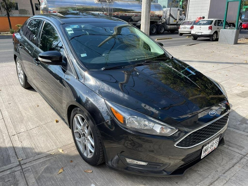 Imagen 4 de 12 de Ford Focus Se 2015