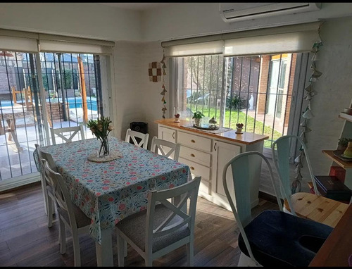 Venta Casa 5 Ambientes Con Pileta Bella Vista