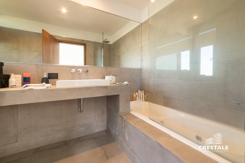 Imagen 29 de 30 de Excelente Casa 4 Dormitorios En Venta - San Sebastian