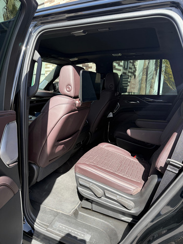 Cadillac Escalade-V 6.2 Premium Luxury