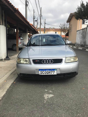 Imagem 1 de 8 de Audi A3 1.8 Automática