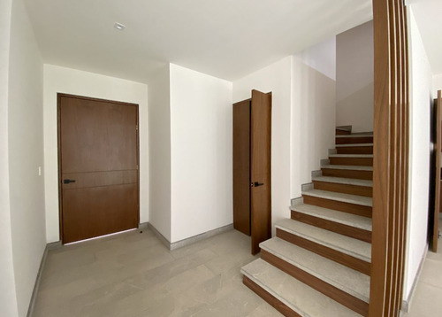 ¡estrena Casa En La Florida! 4 Recámaras, Estudio Y Salón De Usos Múltiples