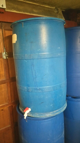 Envase Bidón Tambor Plastico 200 Lts Canilla Media Pulgada (Usado)