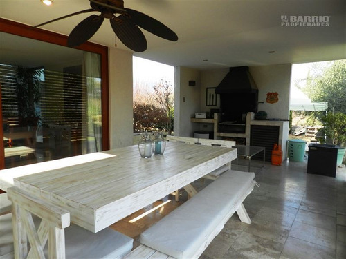Imagen 8 de 30 de Casa En Venta De 4 Dormitorios En Colina