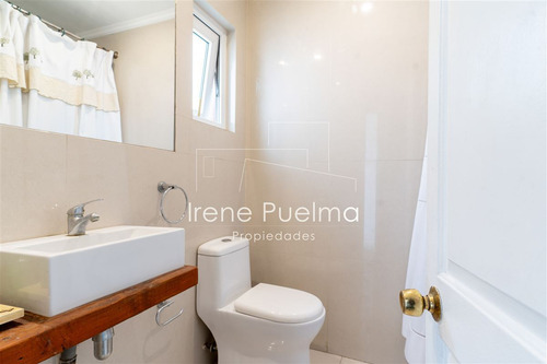 Vende Casa En Golf De Manquehue Mall Trapenses, Lo Barnechea