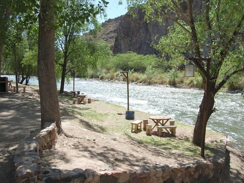 San Rafael, Mendoza. Complejo A La Vera Del Río Atuel.