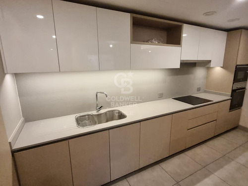Exclusivo Departamento En La Huasa