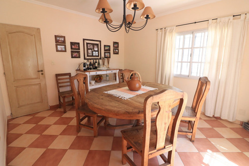 Casa 5 Amb. Venta Gral Pacheco Jardín Y Pileta