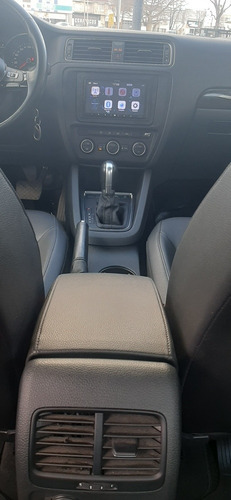 Imagen 8 de 18 de Volkswagen Vento 2018 1.4 Highline 150cv At