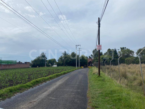 Terreno En Venta En Cacalomacan, Toluca, Edo. México