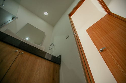 Departamento En Venta Con Alberca Frente Al Tec Torre Libben.