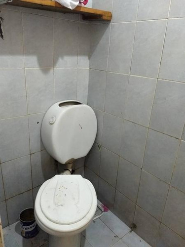 Imagen 10 de 14 de Propiedad Con 2 Locales Comerciales Y 3 Departamentos