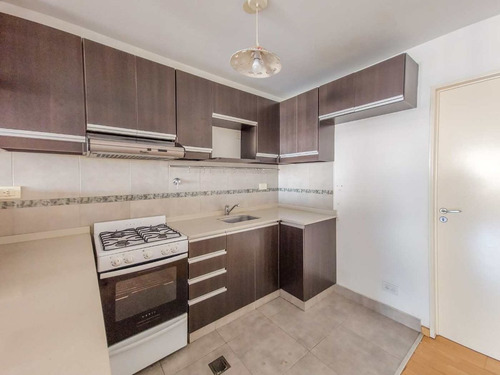 Venta Semipiso 2 Ambientes Con Balcon Terraza