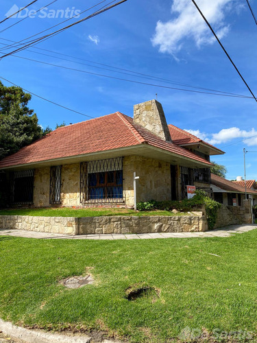 Casa En Punta Mogotes