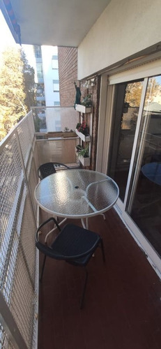 Imagen 5 de 12 de Amplio Departamento - 4 Ambientes - ¡ 2 Balcones ! Se Acepta Permuta Menor Valor