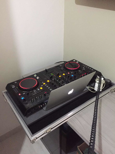 Imagem 2 de 4 de Case Controladora Denon Prime 4