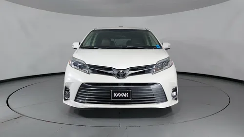 Toyota Sienna 3.5 Limited At