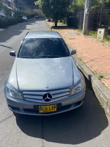 Mercedes Benz C180 - Bluefficiency - $51 Millones