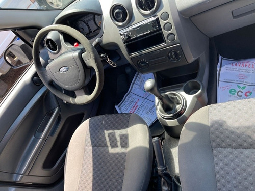 Imagem 5 de 5 de Ford Fiesta 2007 1.0 Flex 5p