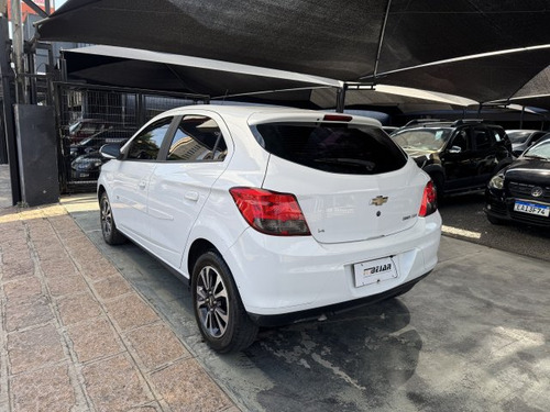 Chevrolet Onix Onix 1.4 MPFI LTZ 8V FLEX 4P MANUAL