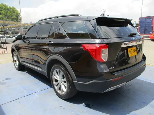 Ford Explorer Xlt 4x4 2300cc At Aa