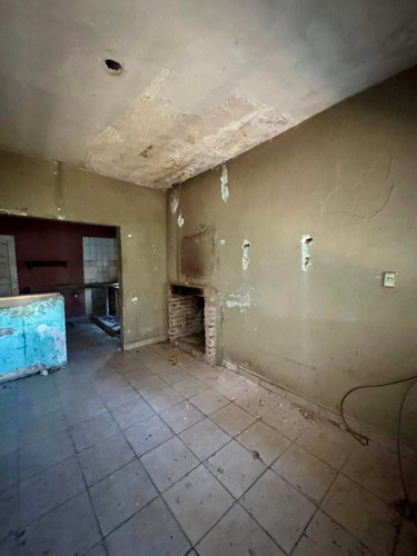Oportunidad Casa En Terreno De 424 M2 En La Lonja