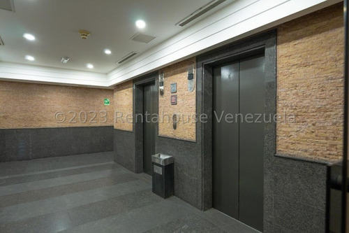 Imagen 21 de 21 de Oficina En Alquiler Torre Kpmg Entre Av. Libertador Y Av, Fco De Miranda