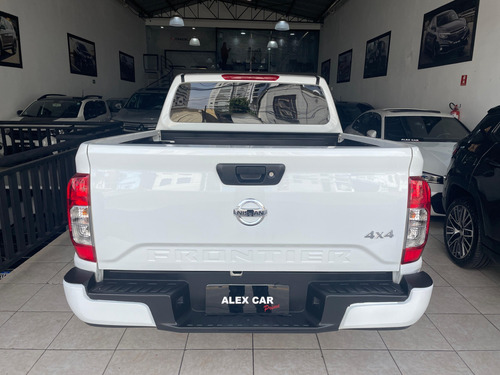 Nissan Frontier 2.3 16V TURBO DIESEL SE CD 4X4 AUTOMÁTICO