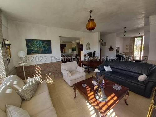 Imagen 15 de 28 de Casa En Venta En El Hatillo 22-19081 Angela Sánchez 04141417214