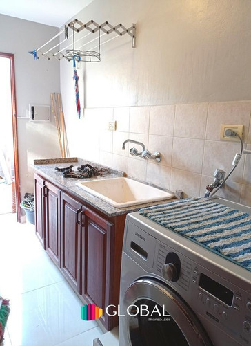 Imagen 10 de 23 de Casa - Av. Aconquija