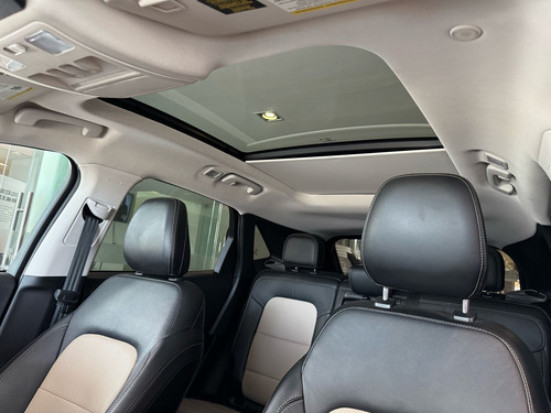 Ford Escape TITANIUM HEV