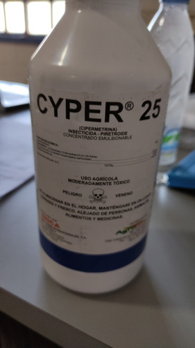 Imagen 1 de 5 de Insecticida Cyper 25 Cipermetrina 1l Y Por Cantidad