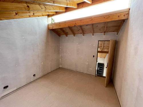 Imagen 15 de 16 de Triplex En Venta En José C. Paz Céntrico